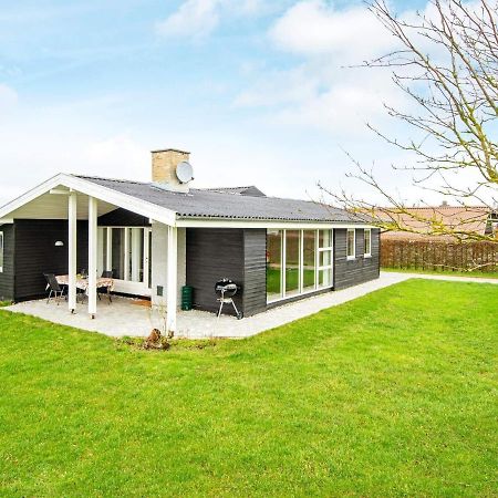 8 Person Holiday Home In Ebeltoft Exterior foto