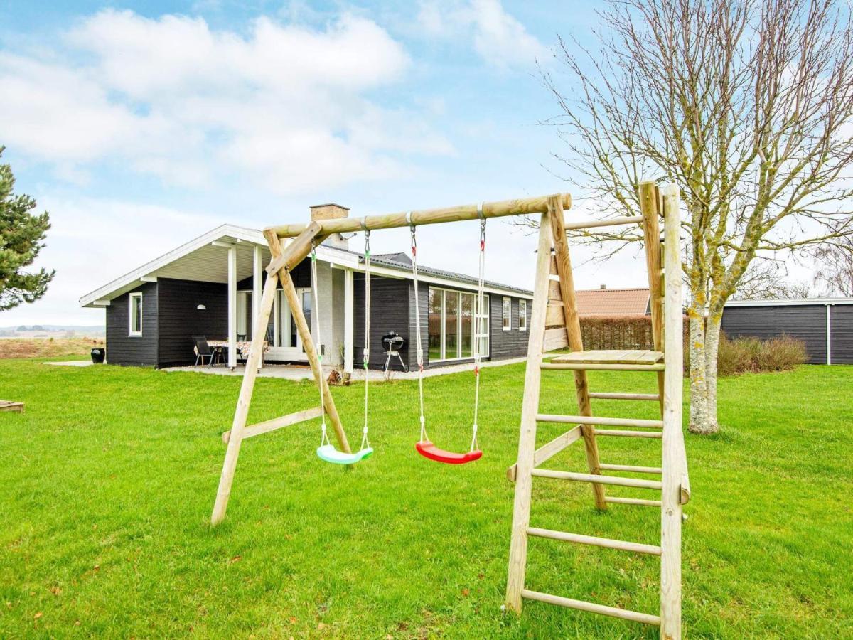 8 Person Holiday Home In Ebeltoft Exterior foto